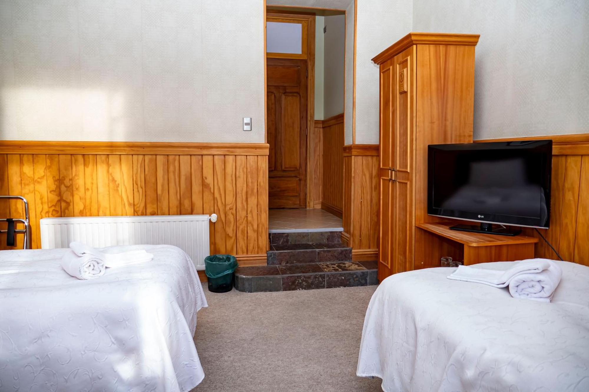 Hotel Plaza 3*